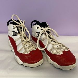 Air Jordan Boys Basketball Sneakers sz 2 🏀